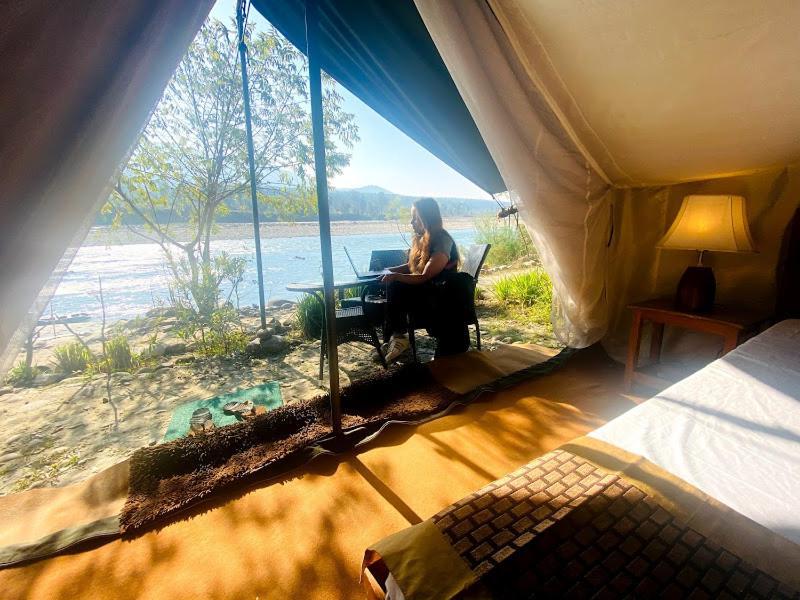Готель Lushy Days Boom Camp Tanakpur Екстер'єр фото