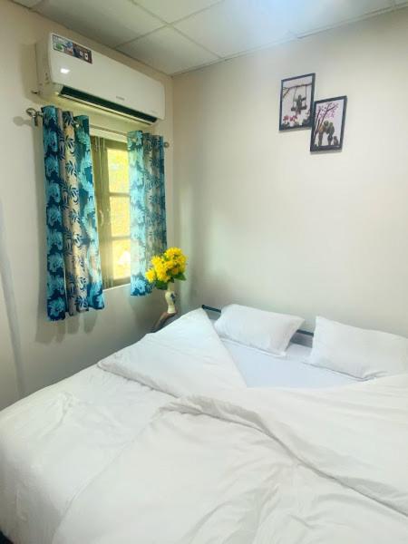 Готель Lushy Days Boom Camp Tanakpur Екстер'єр фото